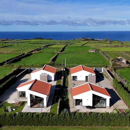 Beer House By Pontanegraazores Altares Exterior photo