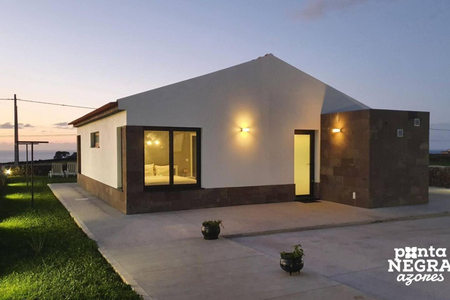 Beer House By Pontanegraazores Altares Exterior photo